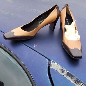 Etienne Aigner Vintage Crinkle Shoe's